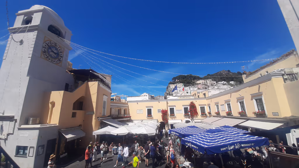 Naples Private Tour - Iconic Piazzetta of Capri