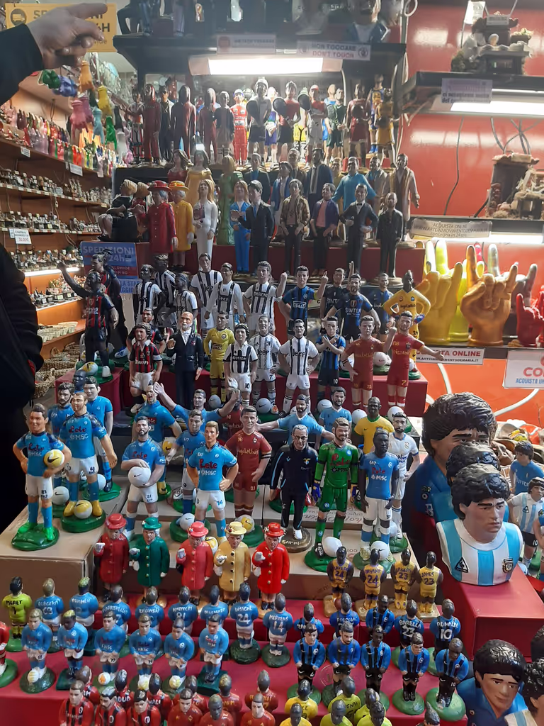 Naples Private Tour - Christmas alley in Naples