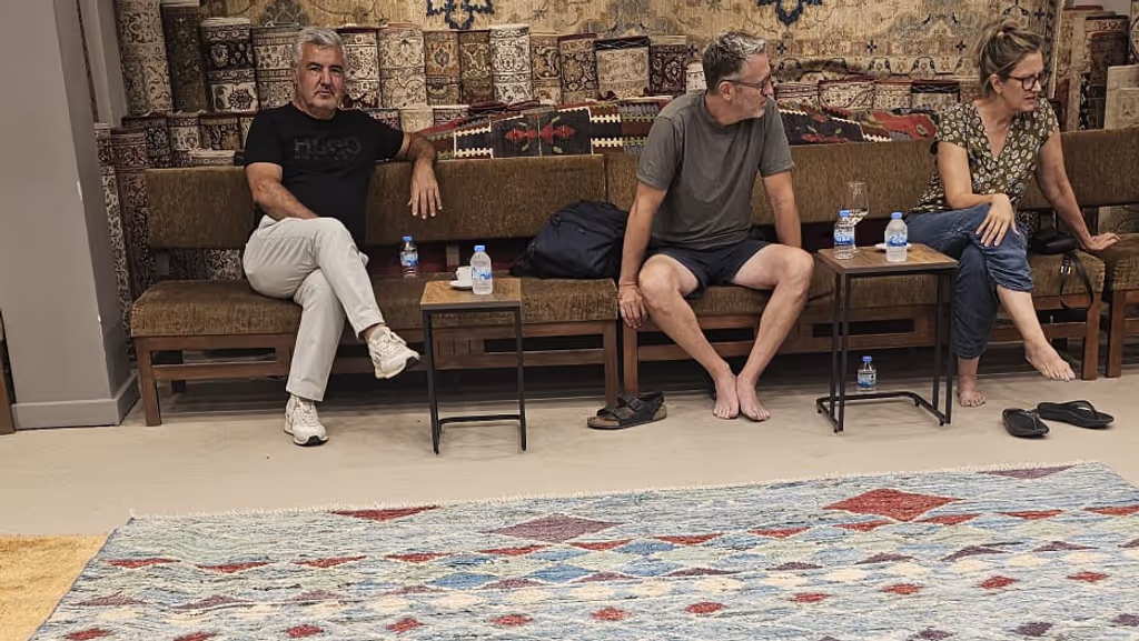 Istanbul Private Tour - Shopping rugs with Ali expert