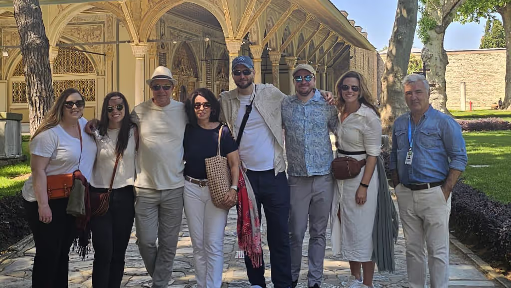 Istanbul Private Tour - Echoes of Empires Sultanahmet Topkapi inside