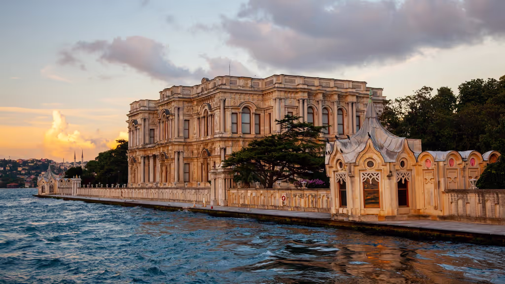 Istanbul Private Tour - Beylerbeyi Palace on the shore of Bosphorus