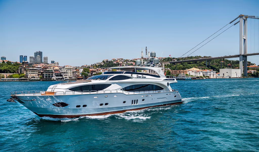 Istanbul Private Tour - Deluxe boat 35m