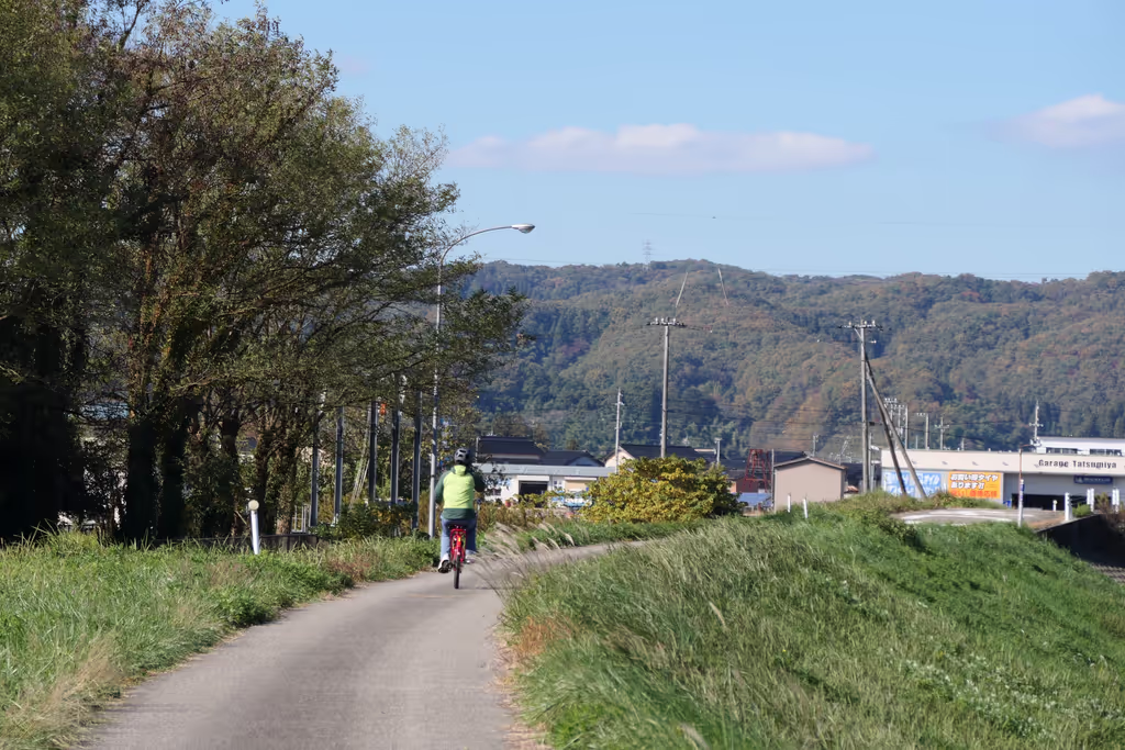 Toyama Private Tour - riverside path