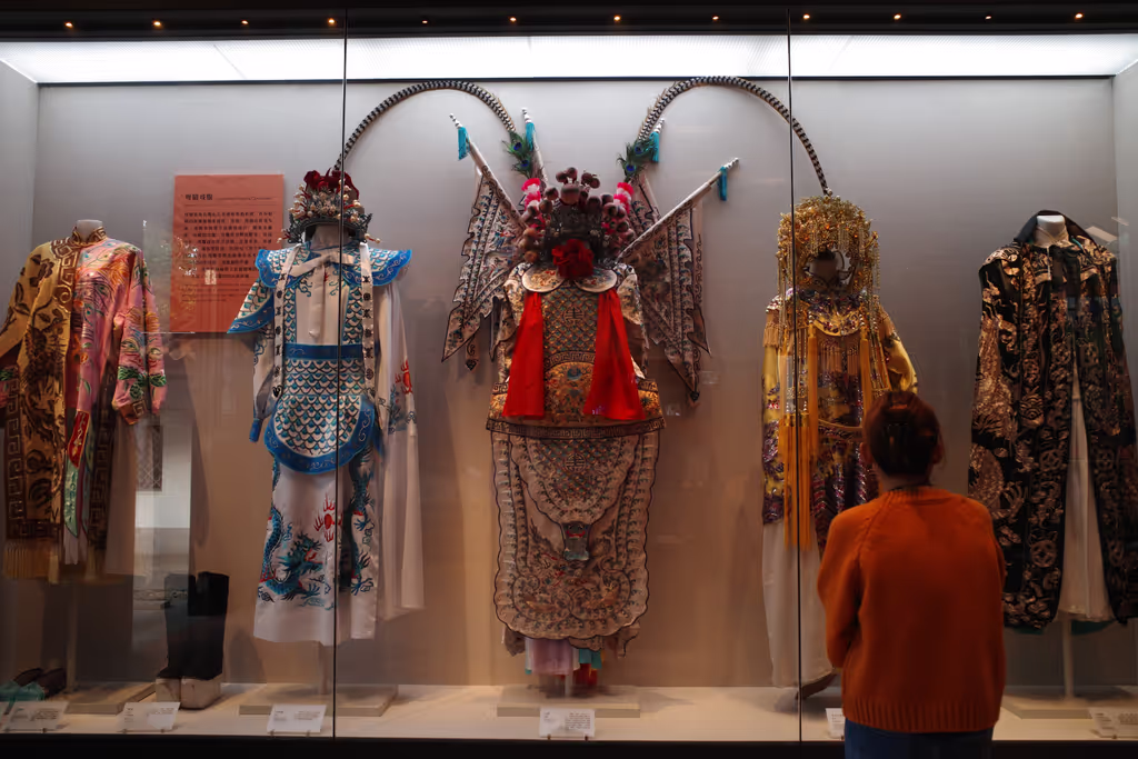 Guangzhou Private Tour - Guangzhou Cantonese Opera Museum