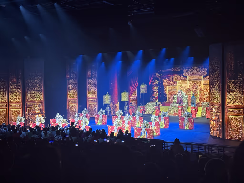 Hangzhou Private Tour - the Show, Songcheng Romance