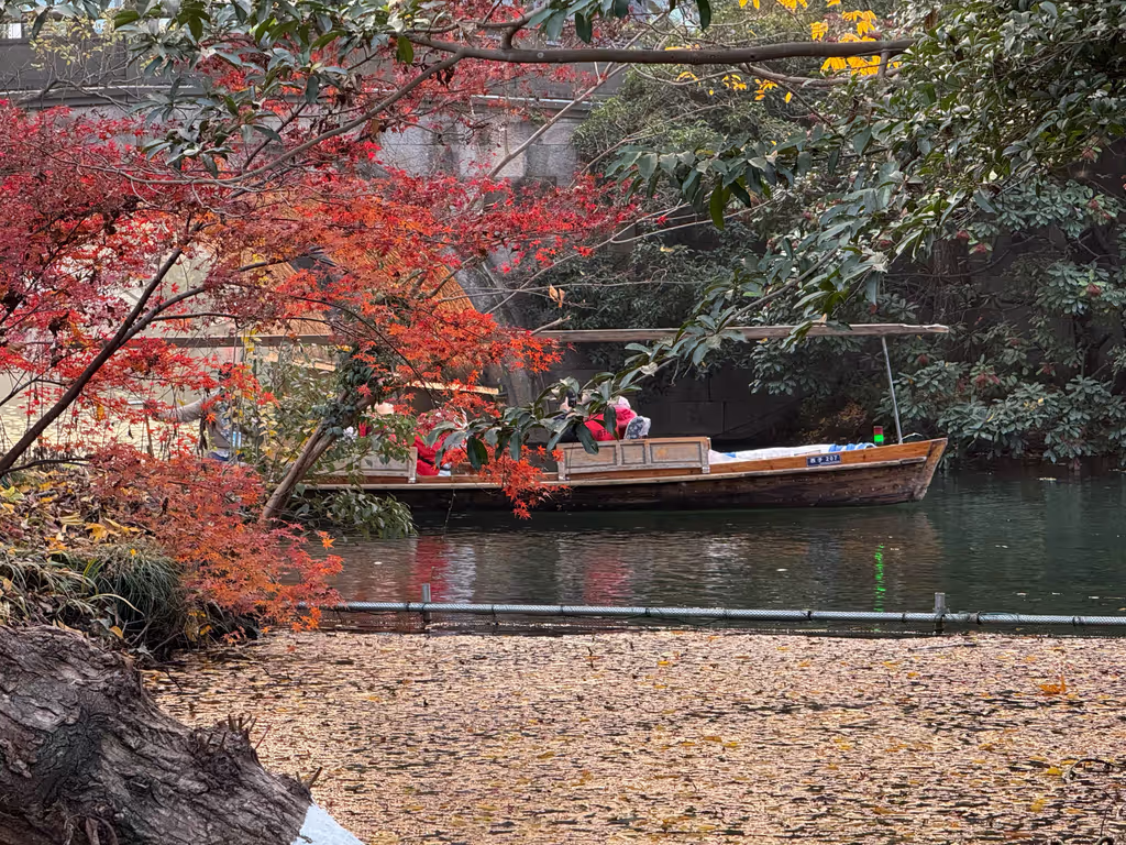 Hangzhou Private Tour - Boat Cruise_Hand Rowed