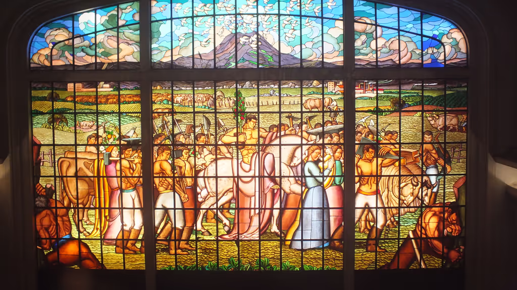 Sao Paulo Private Tour - Caixa Cultural - 8 Meter Vitraux by Henrique Zucca