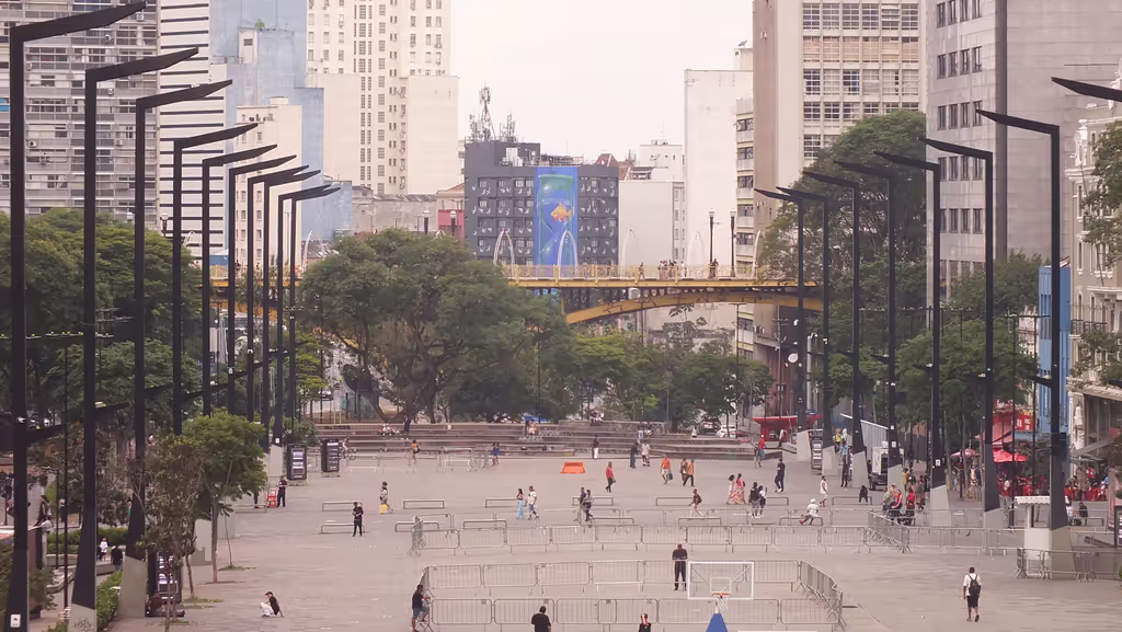 Sao Paulo Private Tour - Vale do Anhangabau & Viaduto Santa Ifigênia