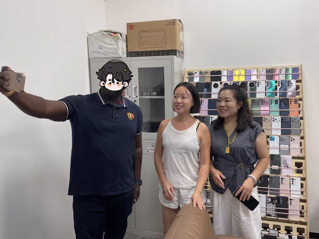 Shenzhen Private Tour - Visiting phone factory