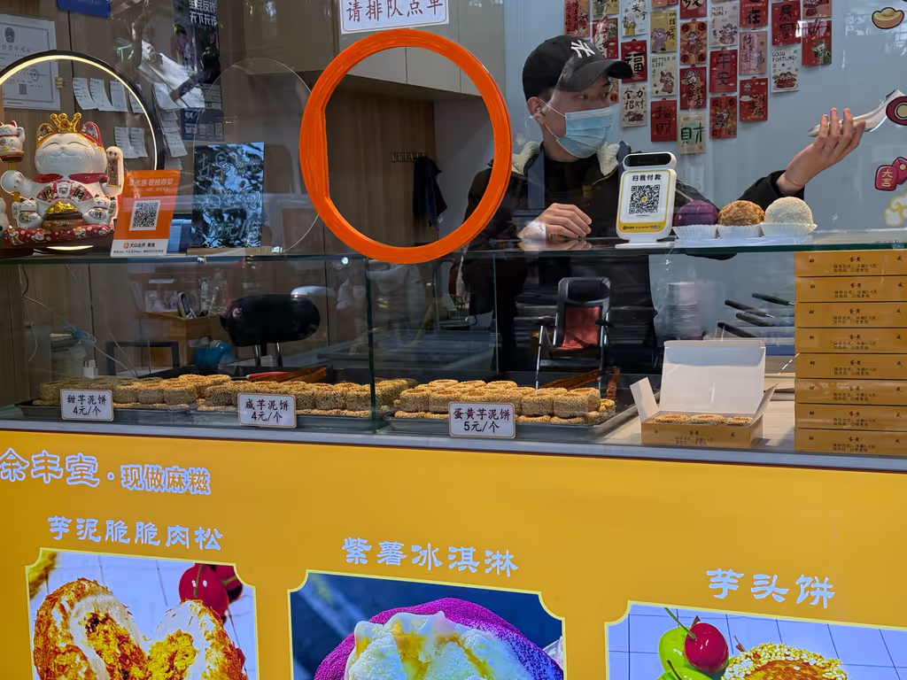 Hangzhou Private Tour - Food street 5