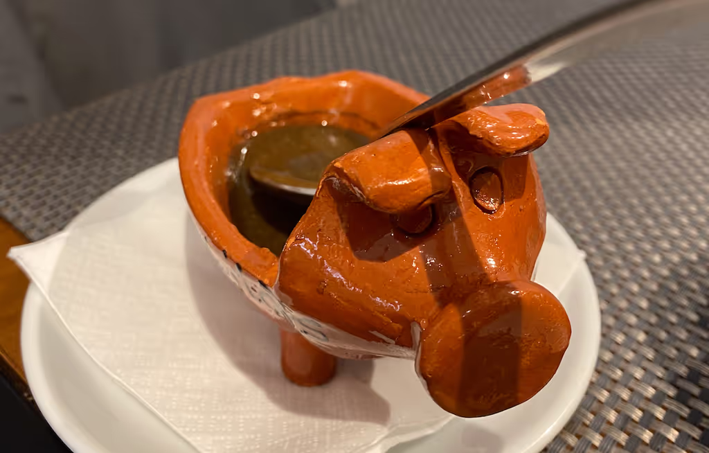 Lisbon Private Tour - Tasty, local sauce