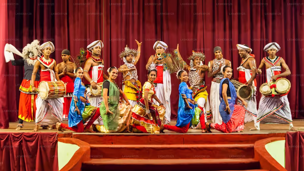 Colombo Private Tour - Culture Dancing