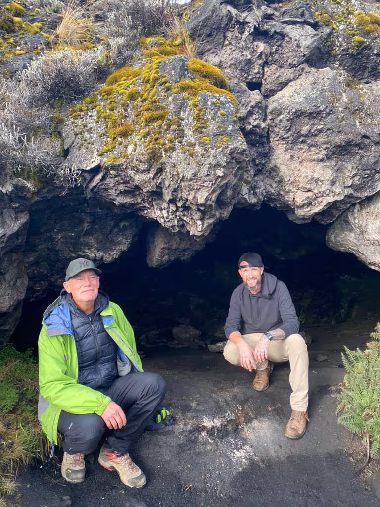 Kilimanjaro Private Tour - rest on way