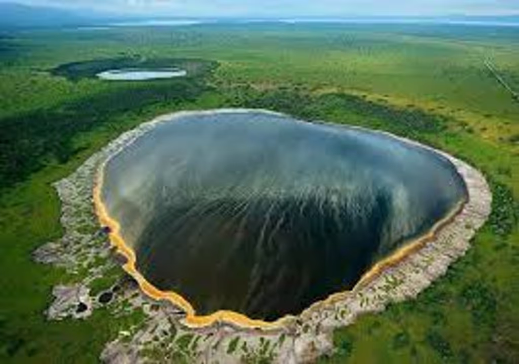 Kilimanjaro Private Tour - crater