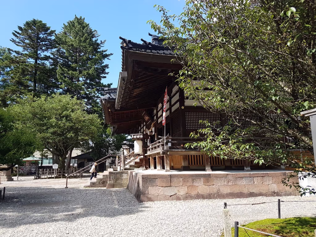 Kanazawa Private Tour - Oyama Shrine