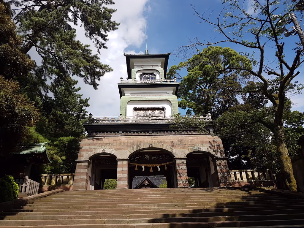 Kanazawa Private Tour - Oyama Shrine