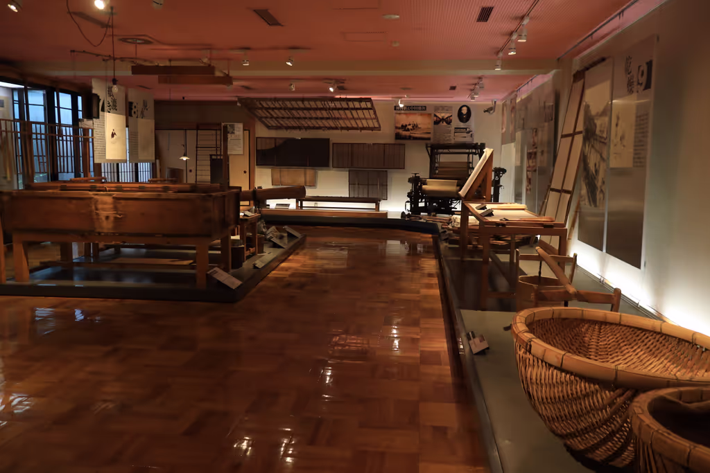 Kochi Private Tour - Ino Papercraft Museum