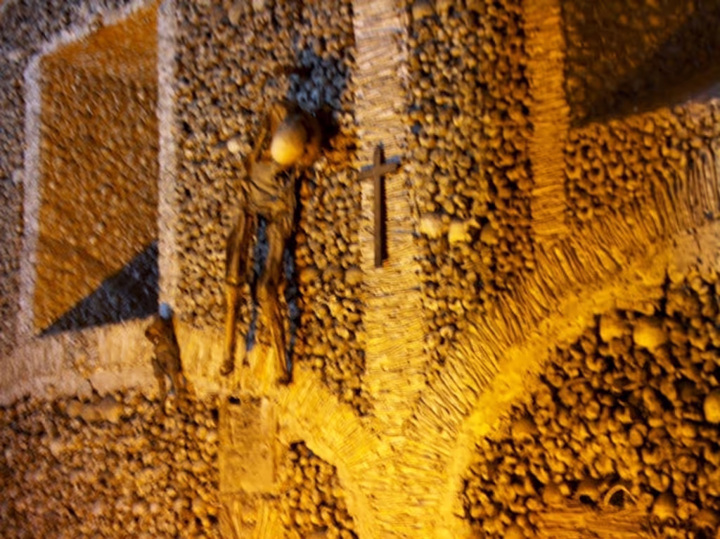 Evora Private Tour - Bone's Chapel-St. Francis Church