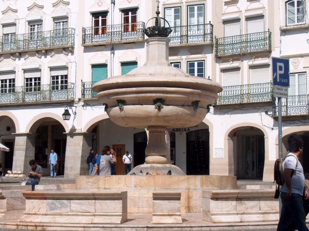 Evora Private Tour - Geraldo Square
