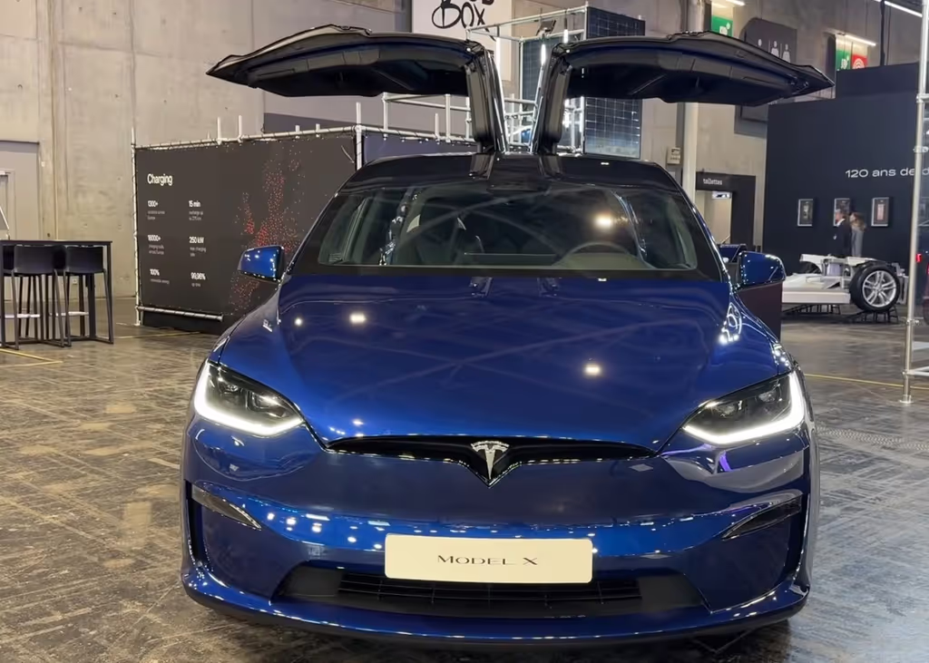 Evora Private Tour - Tesla Model X 2026