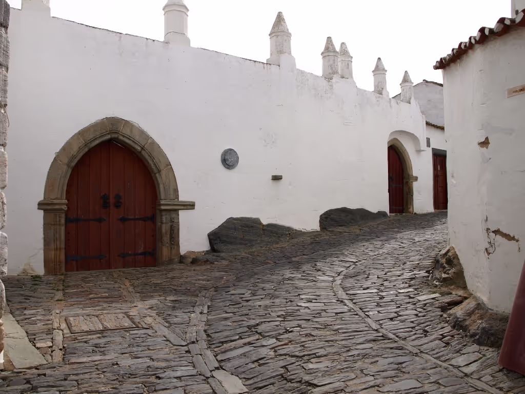 Evora Private Tour - Monsaraz