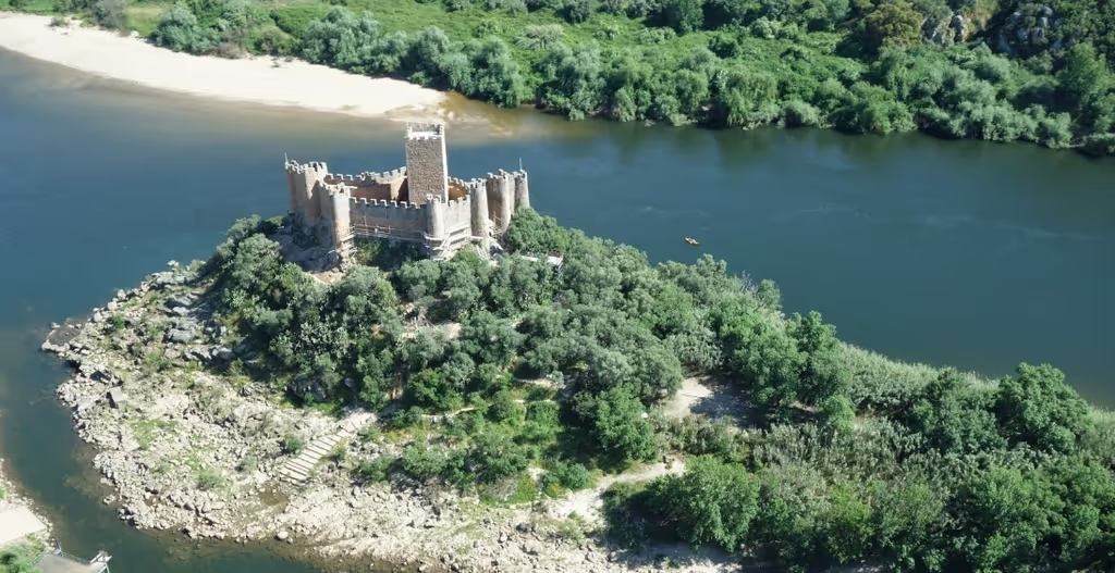 Fatima Private Tour - Almourol-Knights Templar Castle