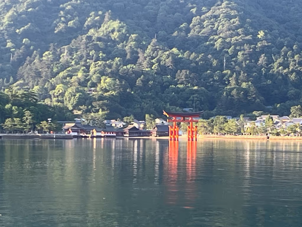 Hiroshima Private Tour - Otorii-gate on Miyajima island