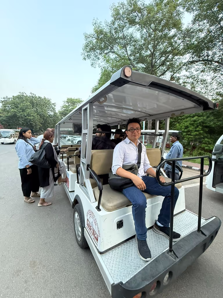 Agra Private Tour - Taj Mahal Parking