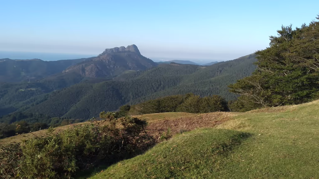 San Sebastian Private Tour - Jaizkibel top on the background