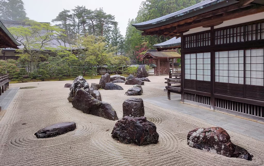 Osaka Private Tour - The Largest Rock Garden in Japan