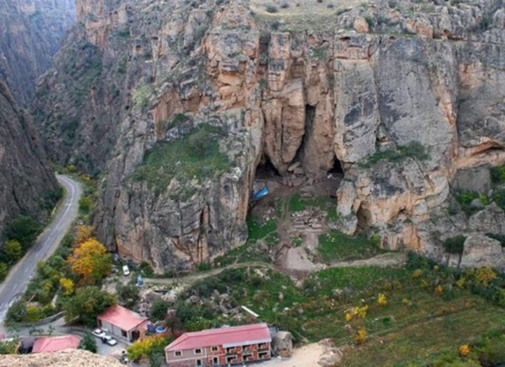 Yerevan Private Tour - Areni Cave