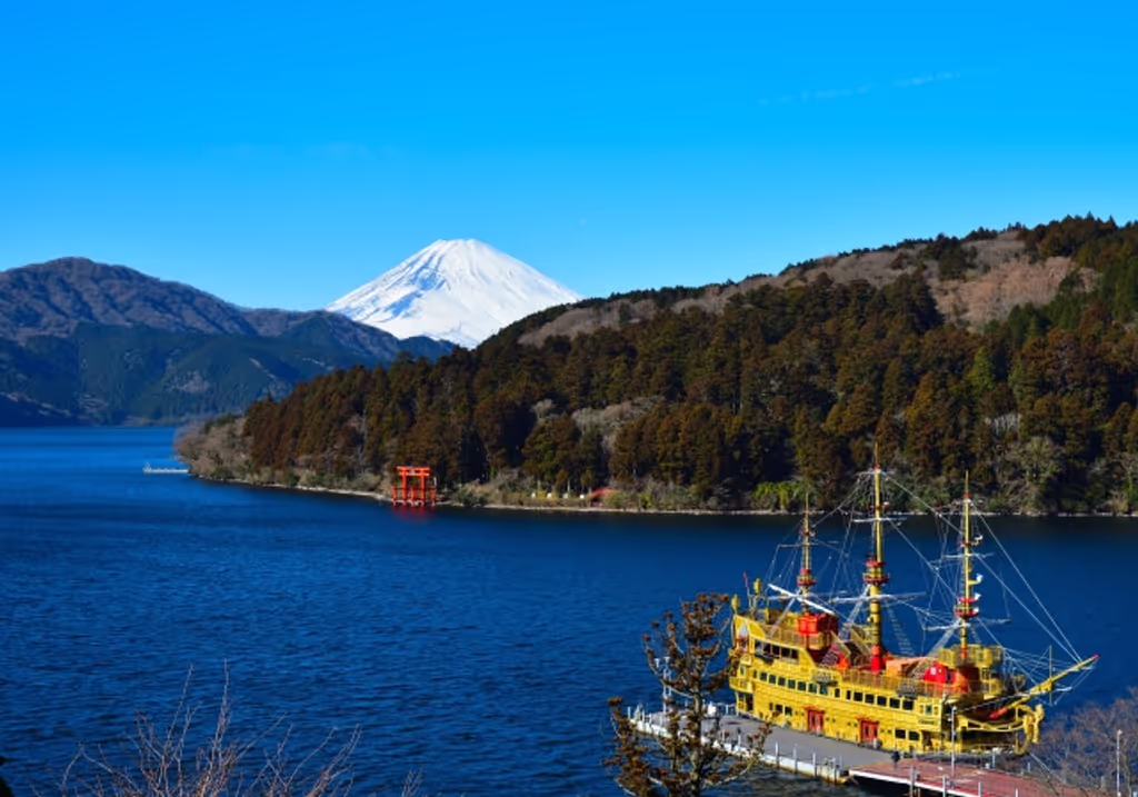 Hakone Private Tour - Pirate ship w/Lake Ashi, Hakone Shrine and Mt.Fuji