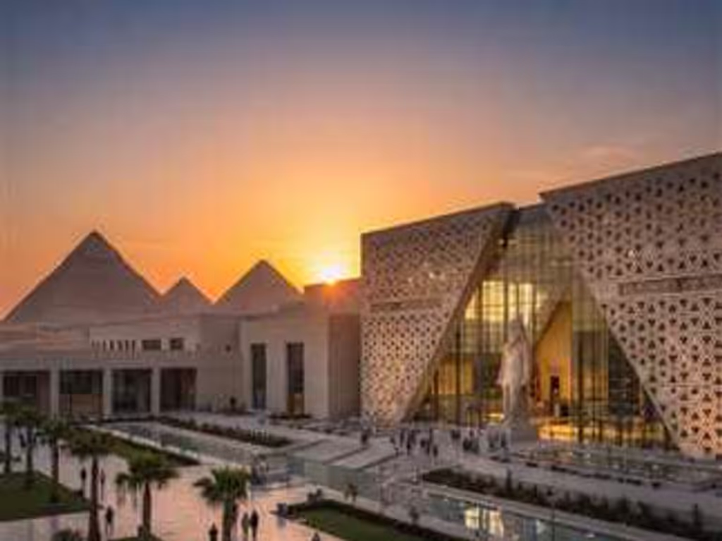 Giza Private Tour - Grand Egyptian Museum