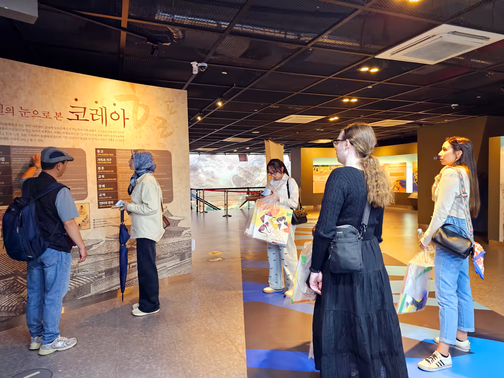 South Jeolla Private Tour - Iniside Hemel Exhibition Hall