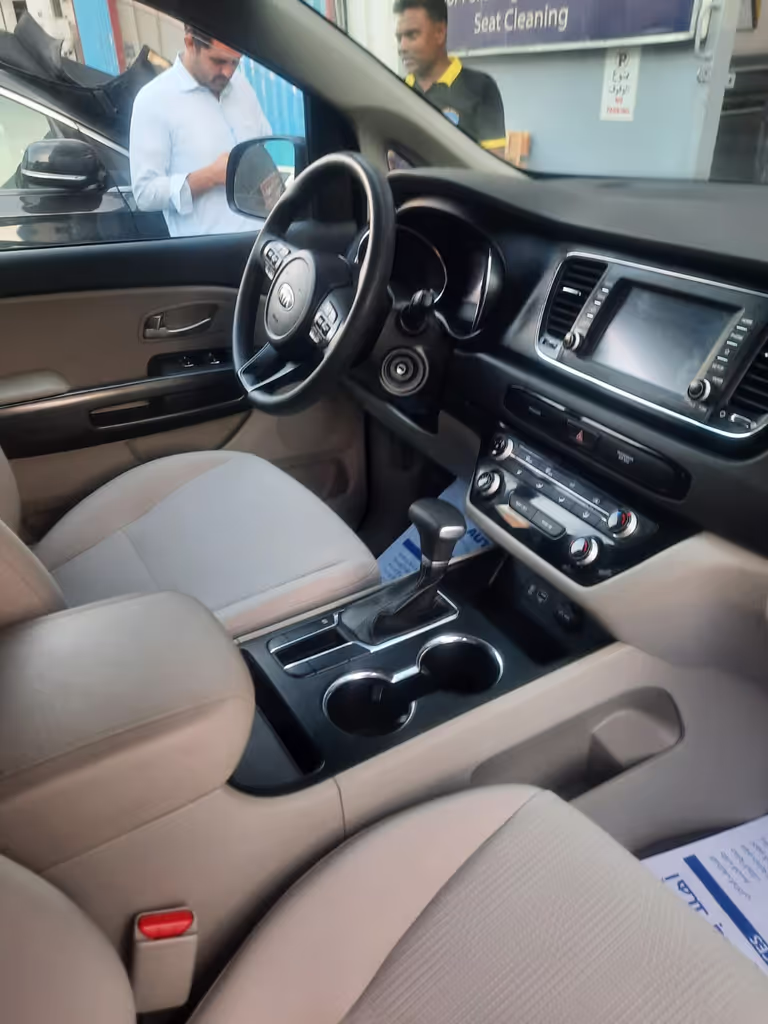 Dubai Private Tour - Luxury Private Vehicles