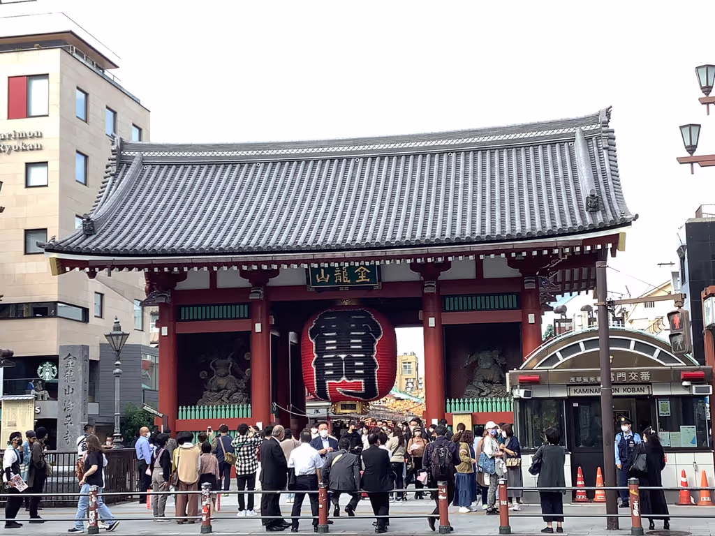 Tokyo Private Tour - La porte de l’entrée du temple Sensoji