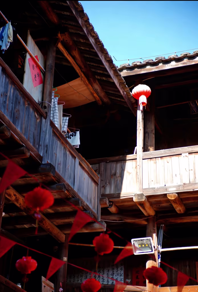 Xiamen Private Tour - Tulou interiors
