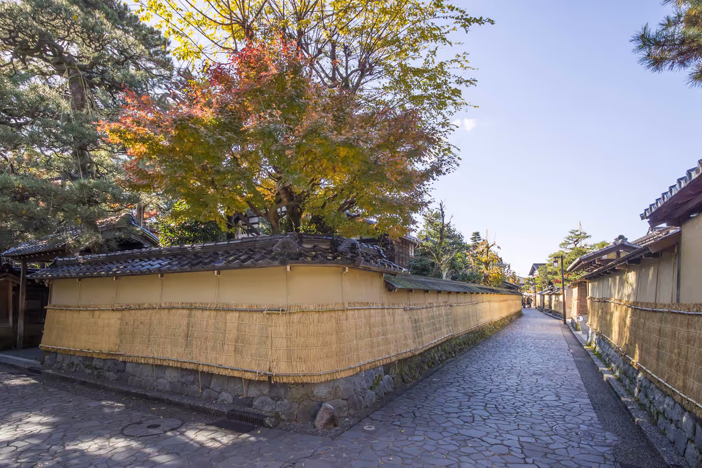 Kanazawa Private Tour - Crank at Samurai District