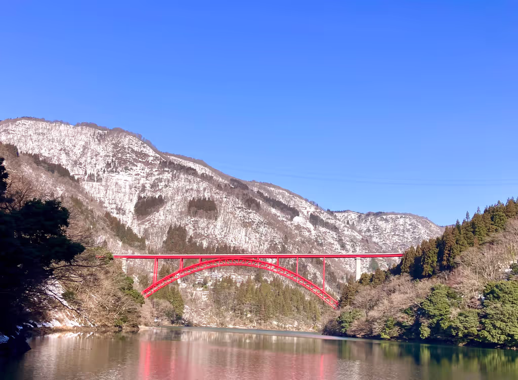 Toyama Private Tour - Shogawa Nagasaki Bridge in early winter