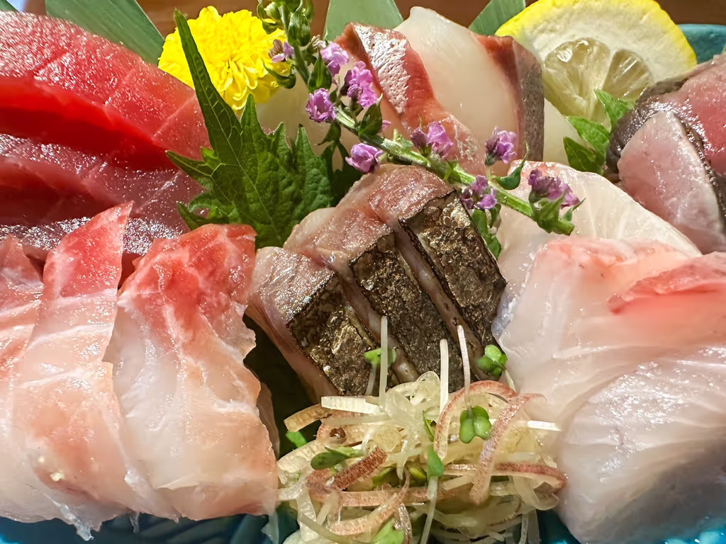 Okinawa Main Island Private Tour - Fresh Sashimi Platter