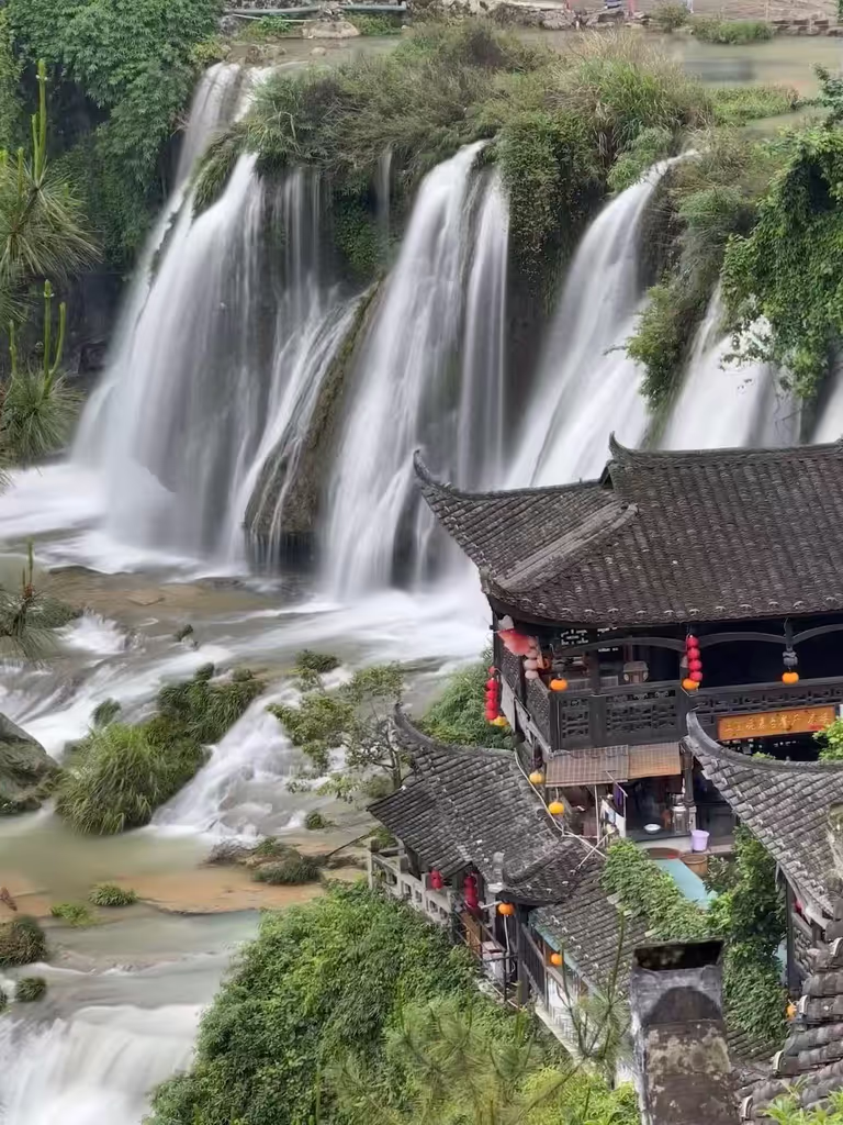 Zhangjiajie Private Tour - 'hanging' over the waterfall