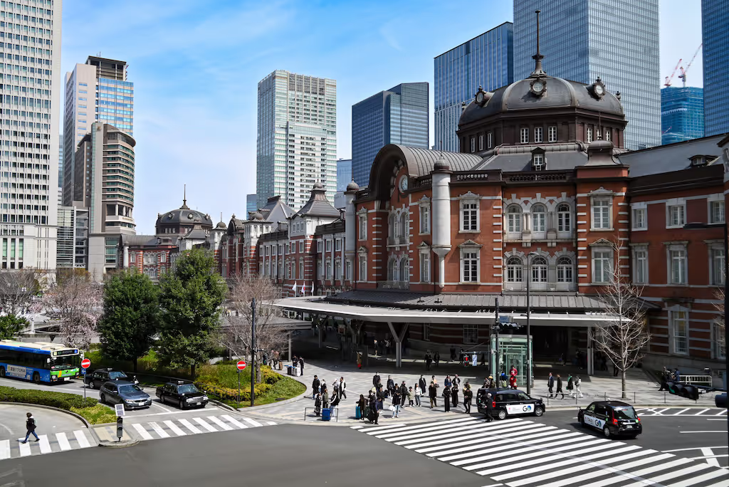 Kanagawa Private Tour - Tokyo Station from KITTE building