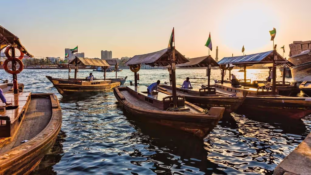 Dubai Private Tour - Abra Taxi