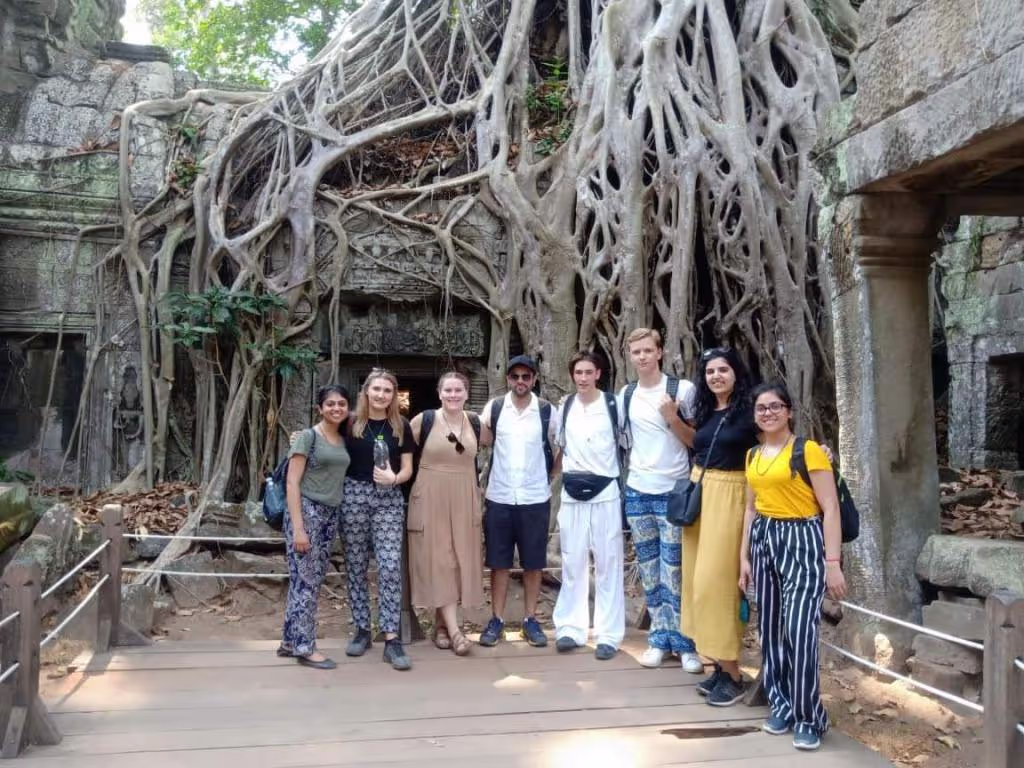 Siem Reap Private Tour - Angkor Sunrise cycling tour