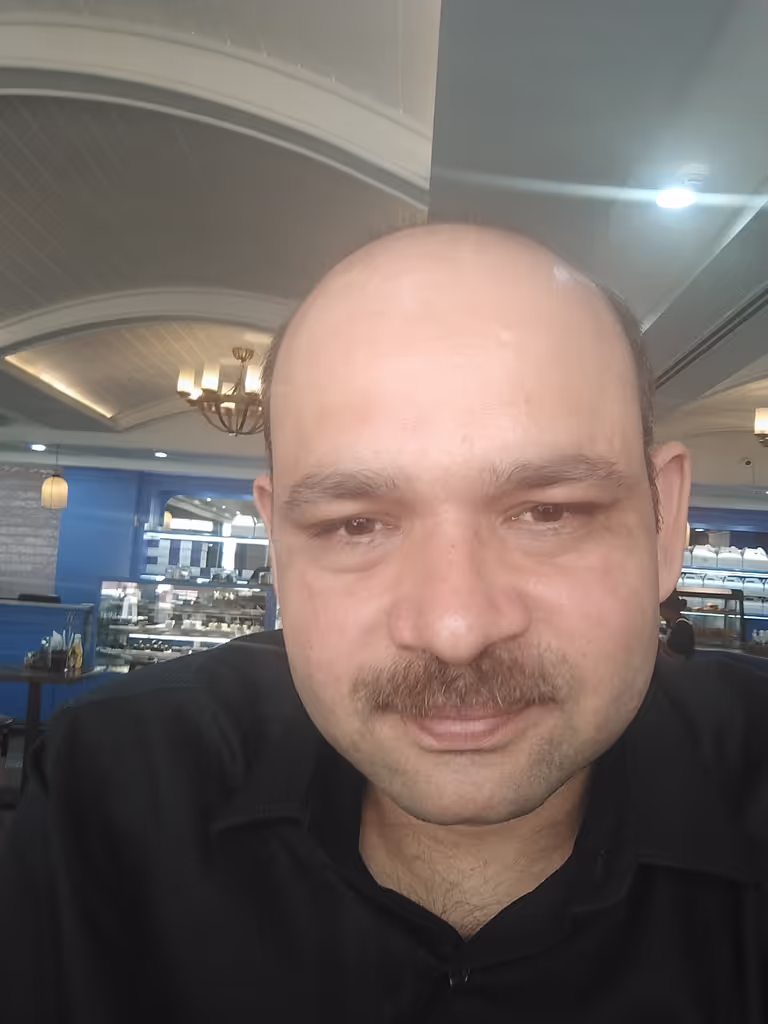 Lucknow Private Tour - Cafe