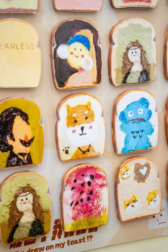 Shenzhen Private Tour - Dafen Oil Painting Village