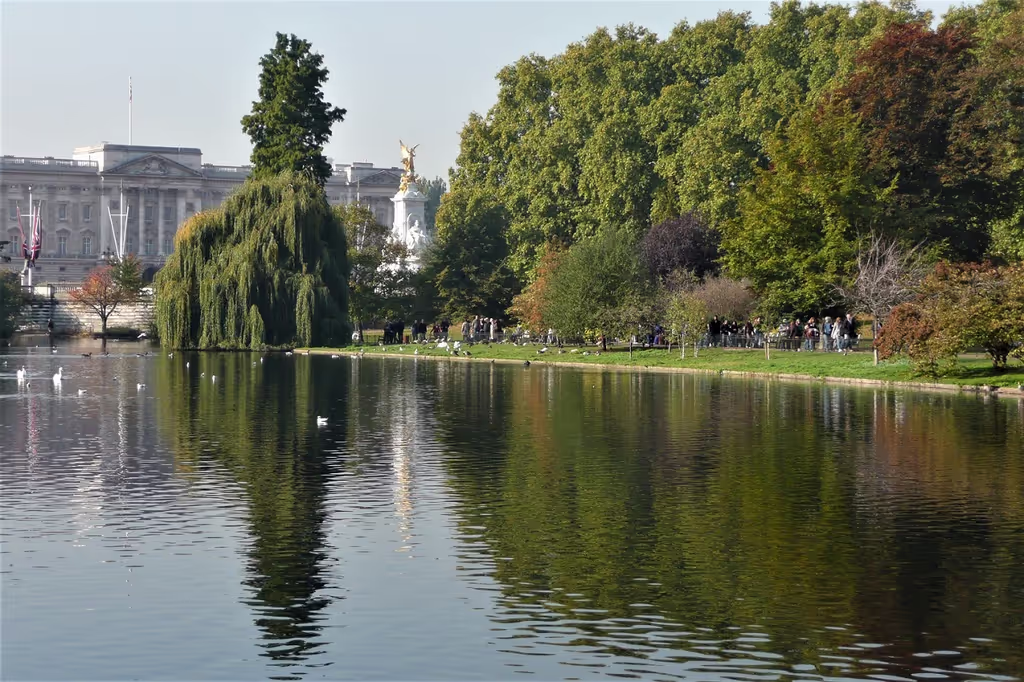 London Private Tour - St James Park