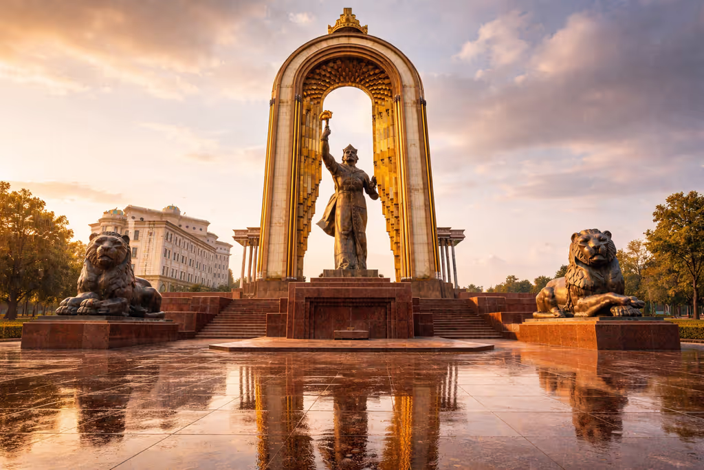 Dushanbe Private Tour - Statue of Somoni