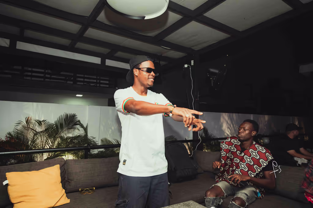 Accra Private Tour - Nightlife Dance