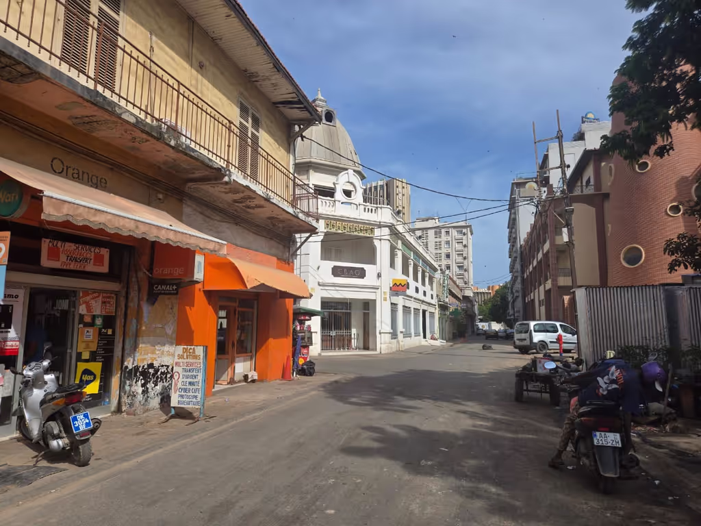 Dakar Private Tour - Dakar City street